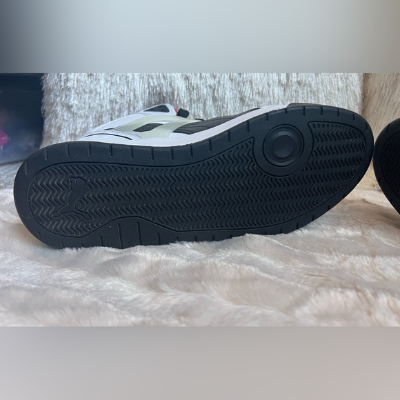 PUMA Unisex White, Red and Black Backcourt Mid Sneaker - Picture 13 of 14